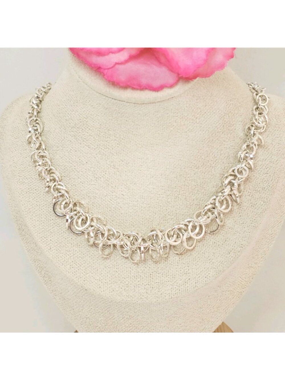 Vintage AVON Cluster Chain Silver Tone Necklace 80s/90s Choker Graduated Jewelry